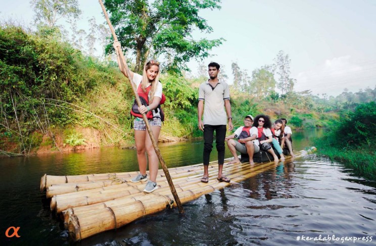 bamboo rafting kerala
