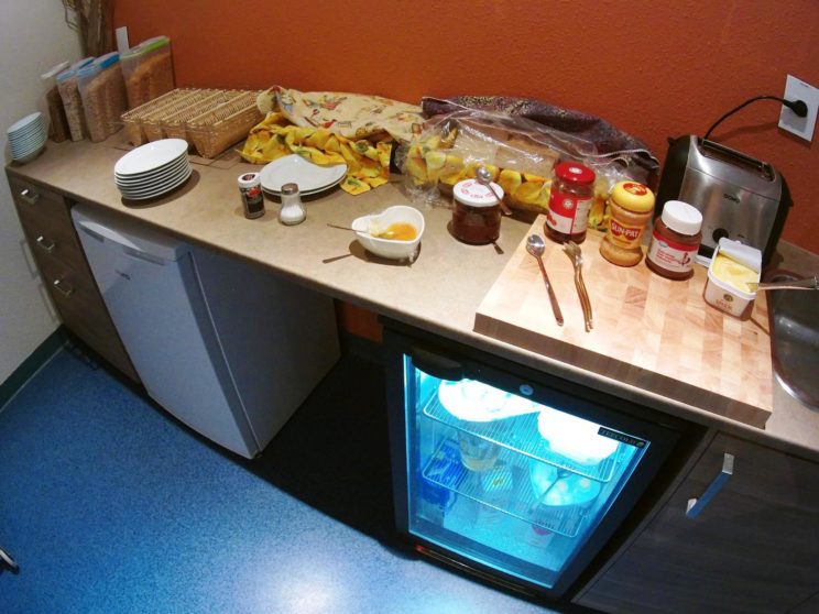 start hostel keflavik