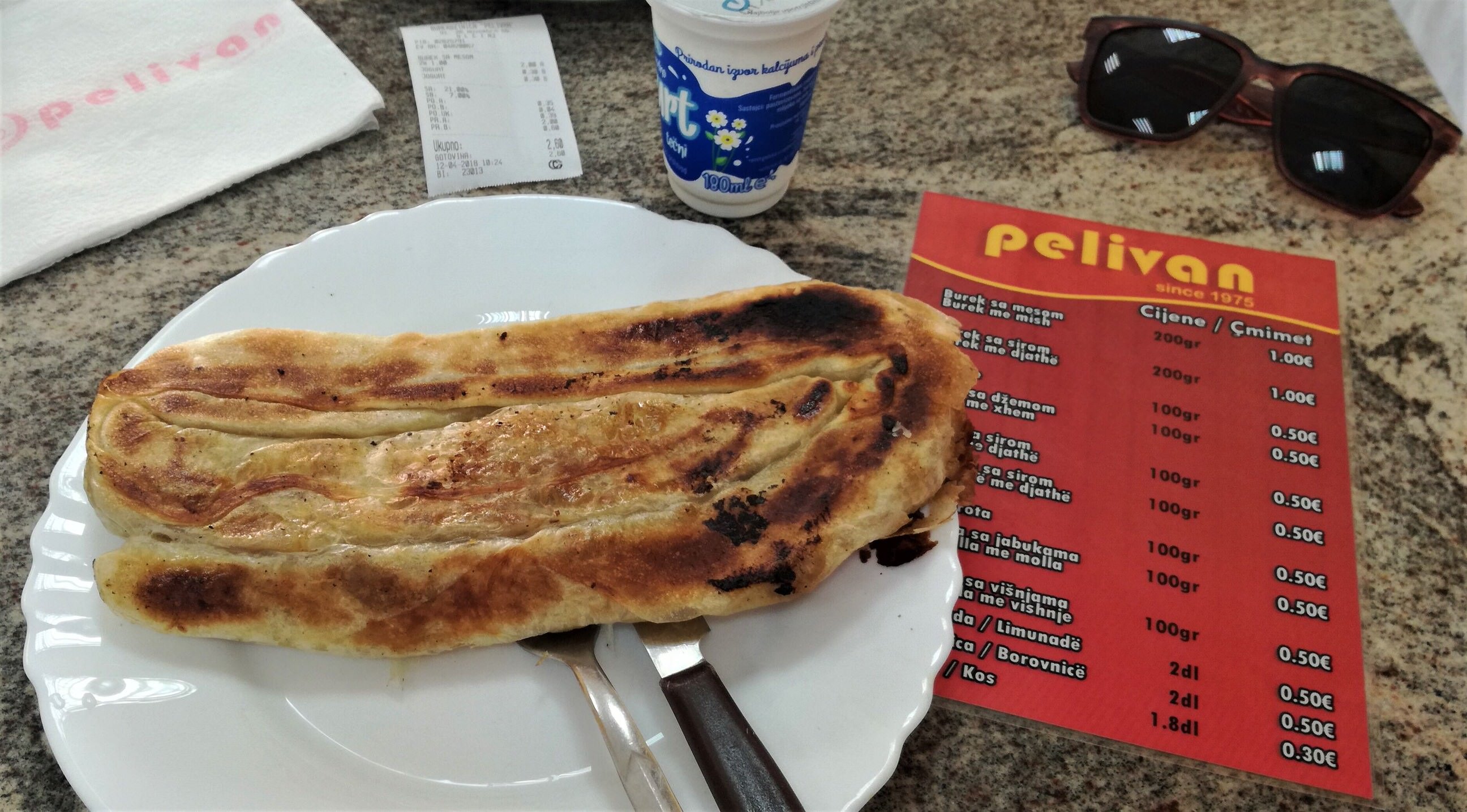 Bester Burek in Montenegro - Imbiss Restaurant Burekdzinica Pelivan