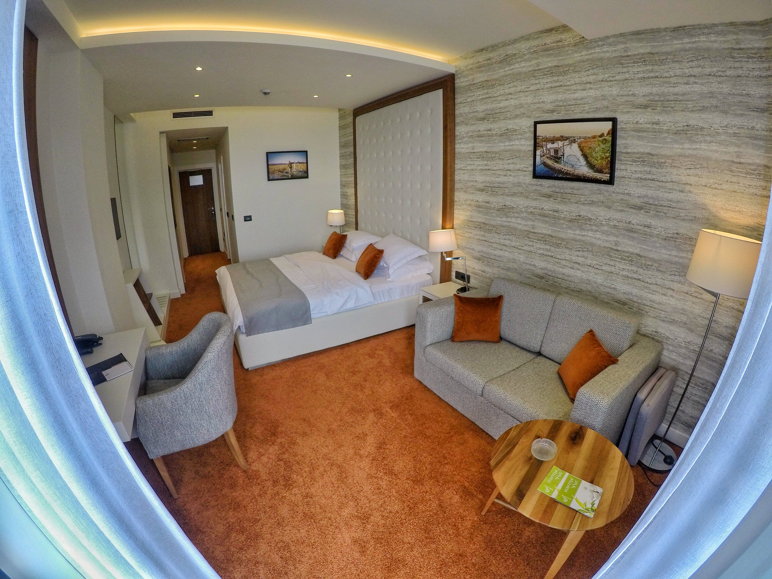 Standard Doppelzimmer im Hotel Kalamper in Montenegro