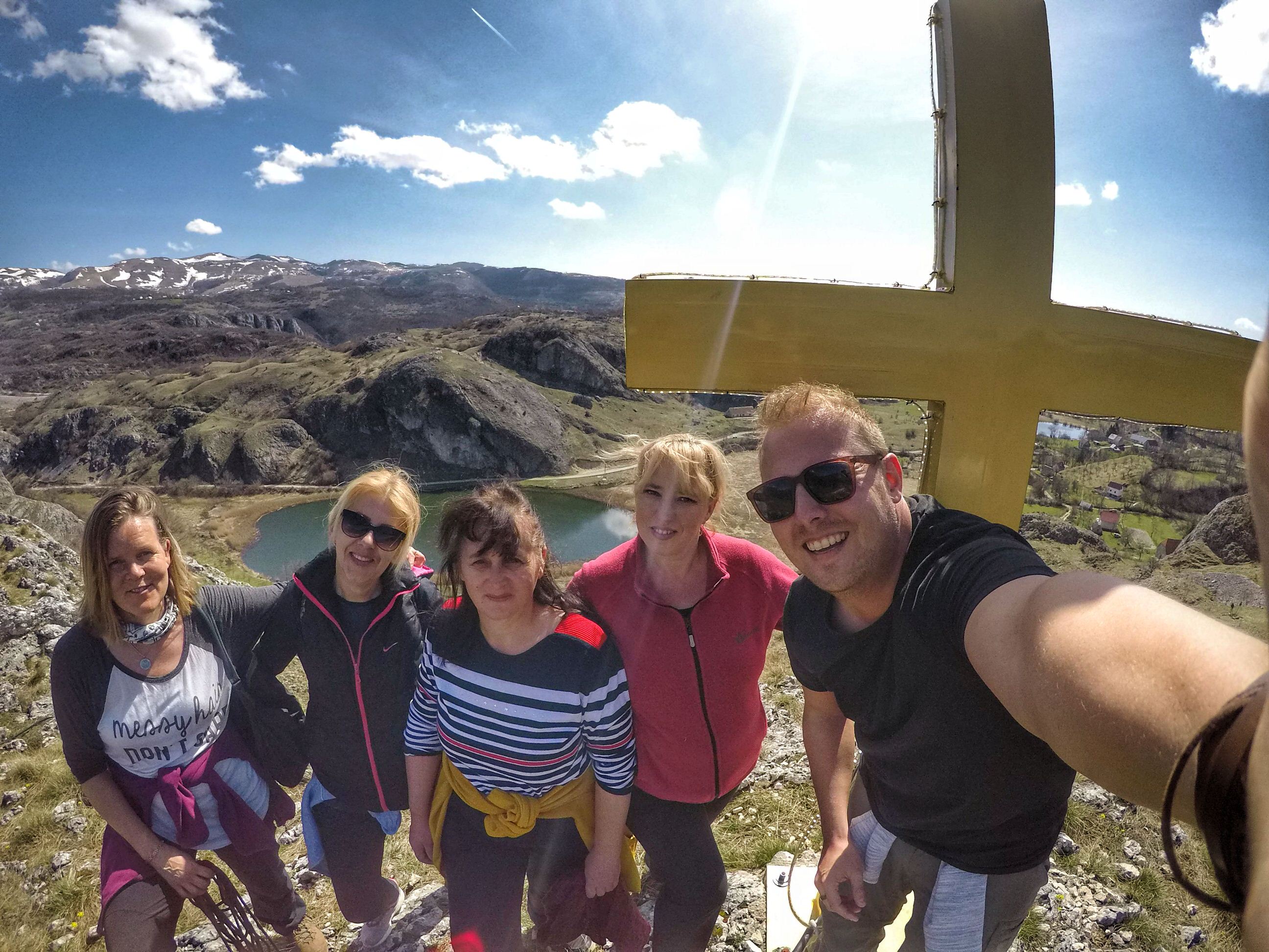Wandern auf dem Village Trail in Poscenje bei Niksic am Nevidio Canyon