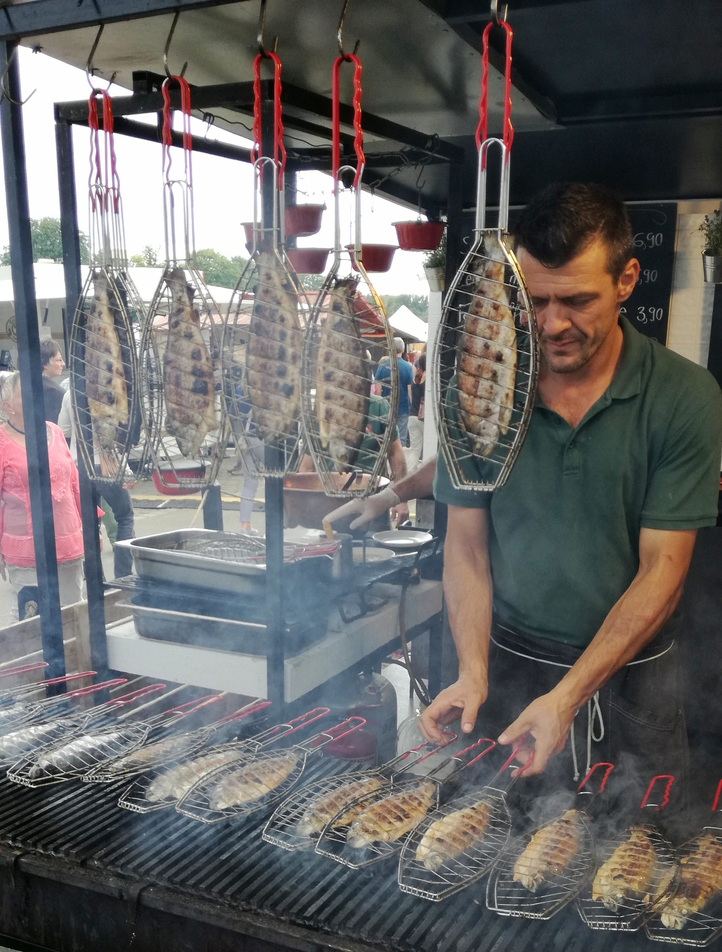 Kulinarik auf dem Int. Donaufest in Ulm